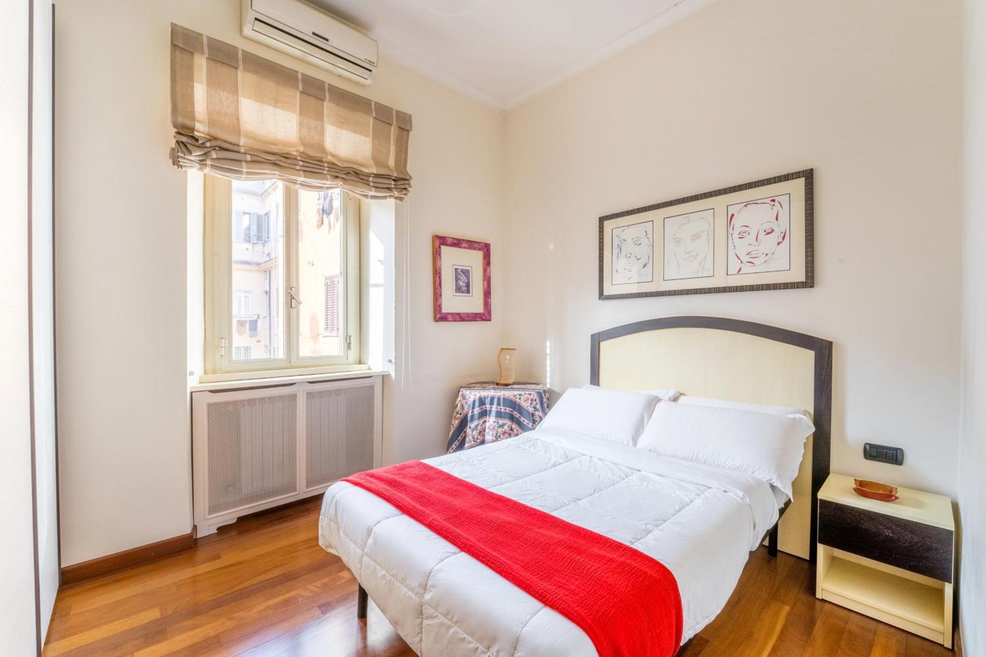 Dimora Esedra, Historical Flat In The Heart Of Apartment Rom