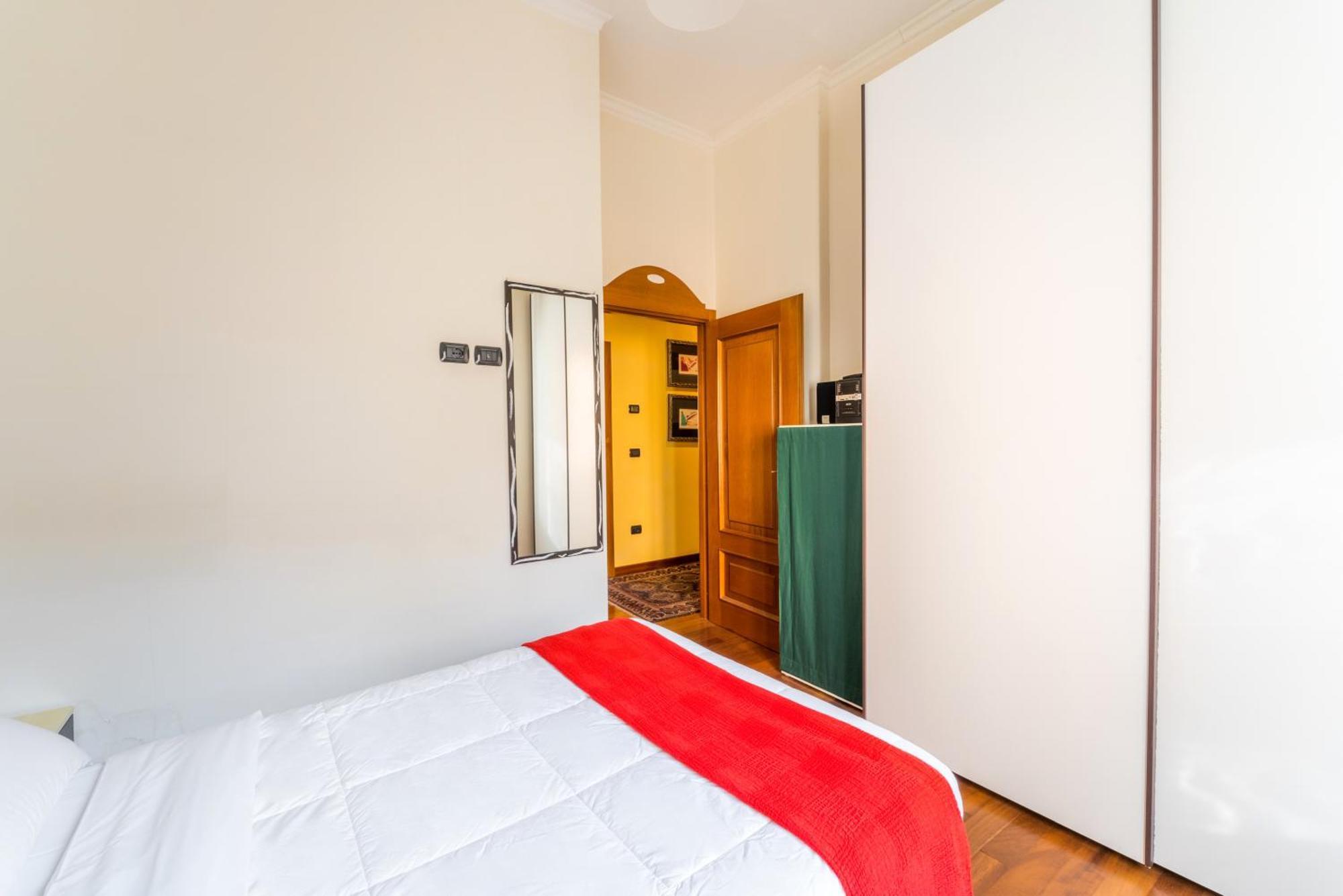 Dimora Esedra, Historical Flat In The Heart Of Apartment Rom